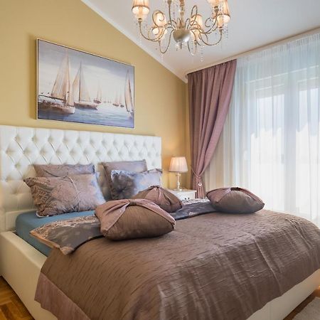 Apartment Tikvarin, Kastel Kambelovac Kaštela Eksteriør bilde