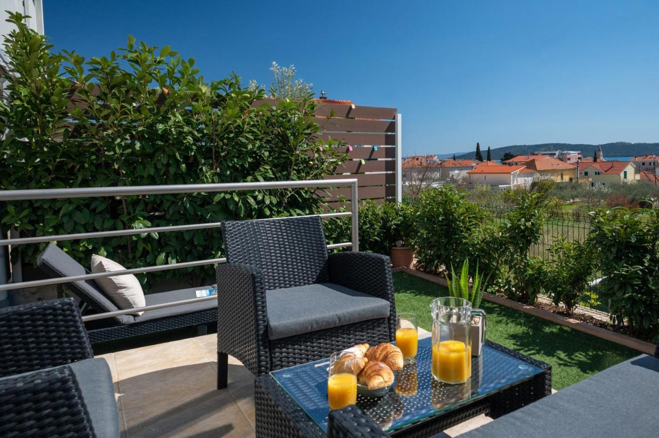 Apartment Tikvarin, Kastel Kambelovac Kaštela Eksteriør bilde