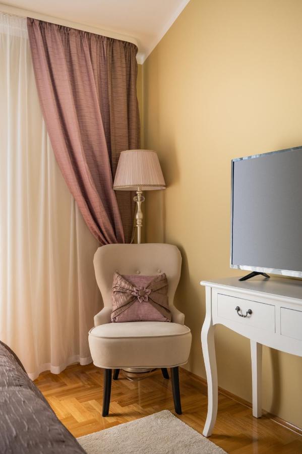 Apartment Tikvarin, Kastel Kambelovac Kaštela Eksteriør bilde
