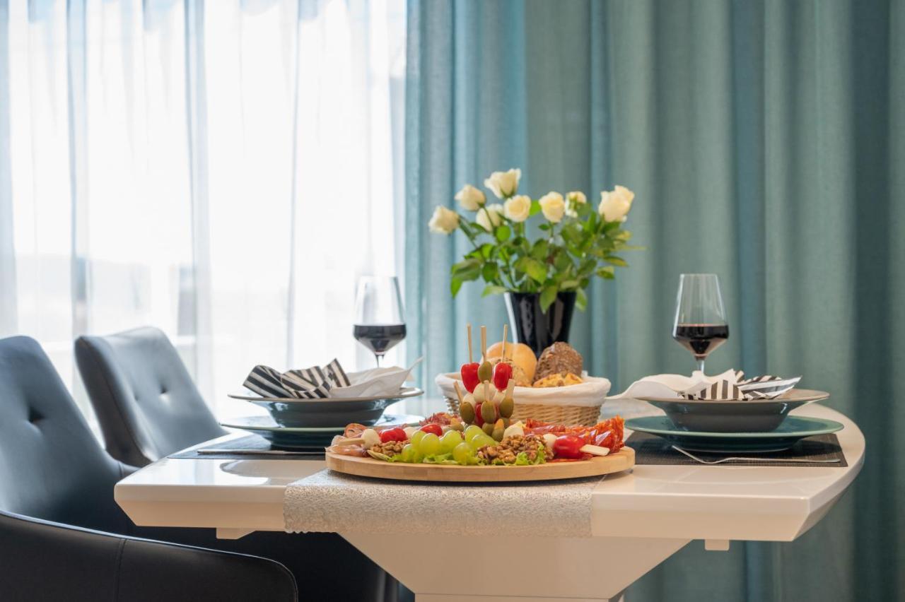 Apartment Tikvarin, Kastel Kambelovac Kaštela Eksteriør bilde
