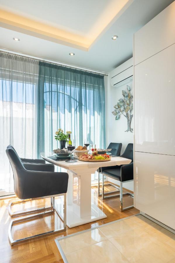 Apartment Tikvarin, Kastel Kambelovac Kaštela Eksteriør bilde