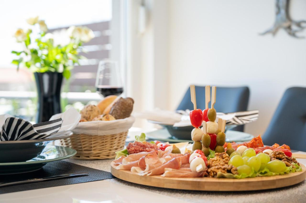 Apartment Tikvarin, Kastel Kambelovac Kaštela Eksteriør bilde